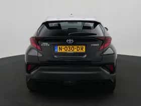 Toyota C-HR (2021) thumbnail 23