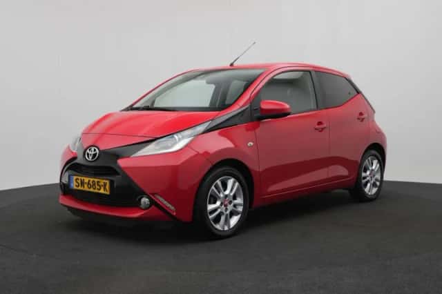 Toyota Aygo (2018) thumbnail 1