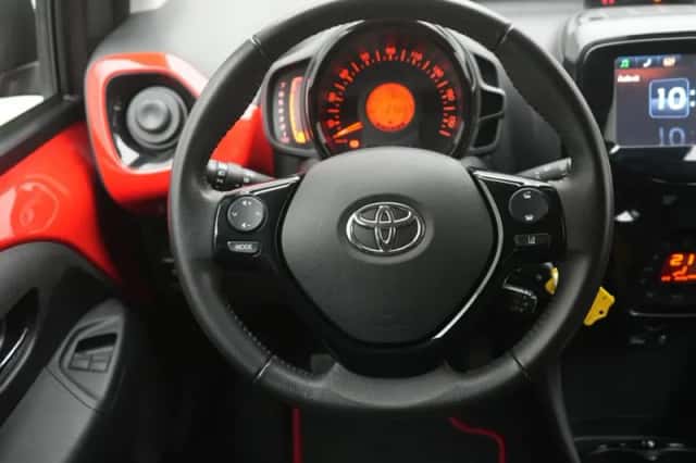 Toyota Aygo (2018) thumbnail 5