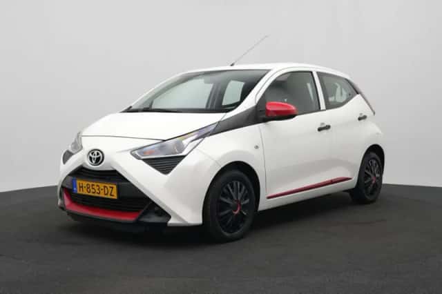 Toyota Aygo (2019) thumbnail 1