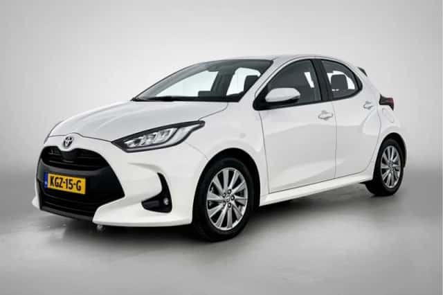 Toyota Yaris (2023) thumbnail 1