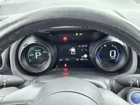 Toyota Yaris (2021) thumbnail 15