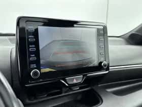 Toyota Yaris (2021) thumbnail 21
