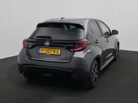 Toyota Yaris (2022) thumbnail 4