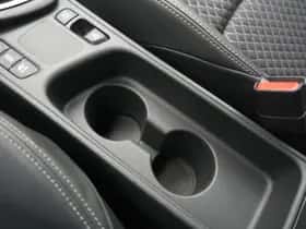 Toyota Yaris (2022) thumbnail 38