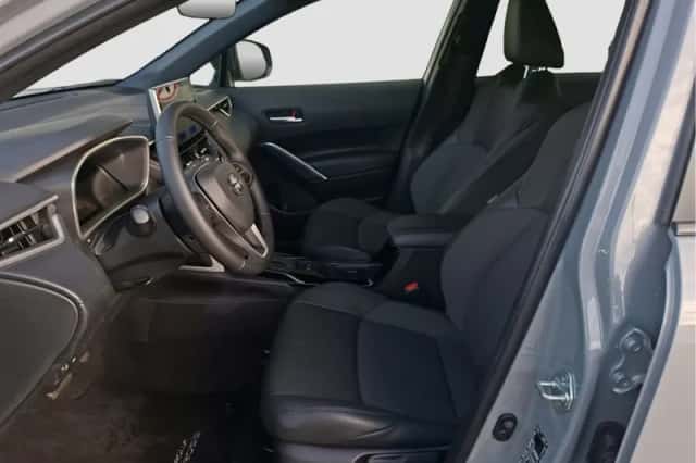 Toyota Corolla_Cross (2025) thumbnail 6