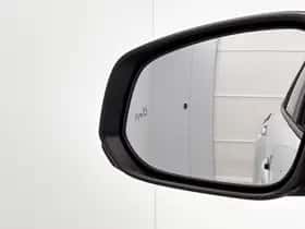 Toyota Corolla_Cross (2024) thumbnail 28