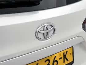 Toyota Corolla_Cross (2024) thumbnail 32