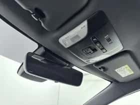 Toyota Corolla_Touring_Sports (2020) thumbnail 25
