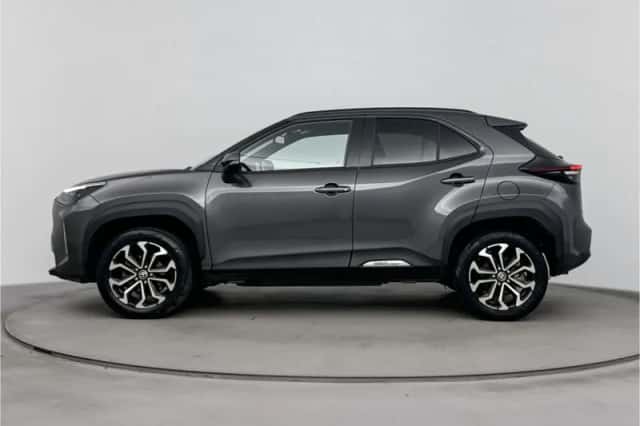 Toyota Yaris_Cross (2024) thumbnail 3