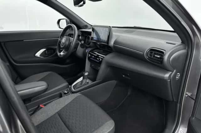 Toyota Yaris_Cross (2024) thumbnail 6