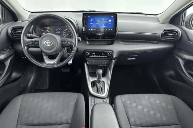 Toyota Yaris (2025) thumbnail 4