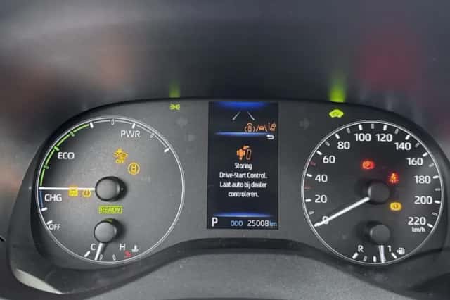 Toyota Yaris (2025) thumbnail 5