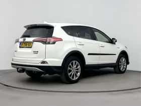 Toyota RAV4 (2018) thumbnail 3