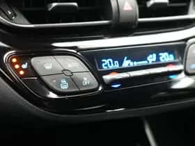 Toyota C-HR (2019) thumbnail 37