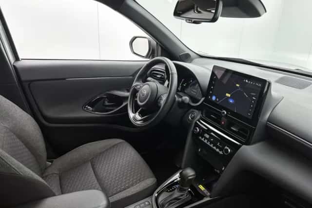 Toyota Yaris_Cross (2025) thumbnail 6