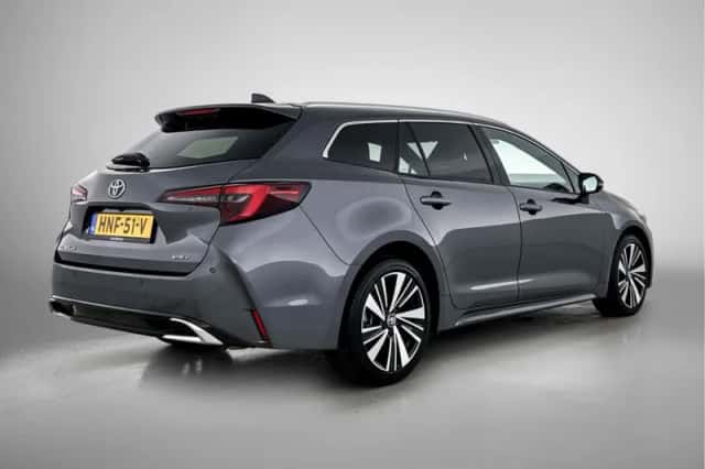 Toyota Corolla_Touring_Sports (2025) thumbnail 2