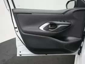 Toyota Yaris (2024) thumbnail 22