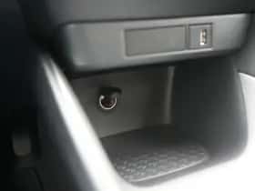Toyota Yaris (2024) thumbnail 32