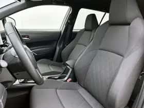 Toyota Corolla_Cross (2025) thumbnail 6