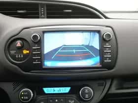 Toyota Yaris (2017) thumbnail 19