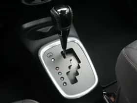 Toyota Yaris (2017) thumbnail 39