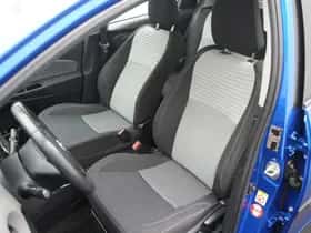 Toyota Yaris (2017) thumbnail 9