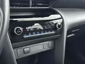 Toyota Yaris_Cross (2023) thumbnail 17