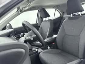 Toyota Yaris_Cross (2023) thumbnail 6