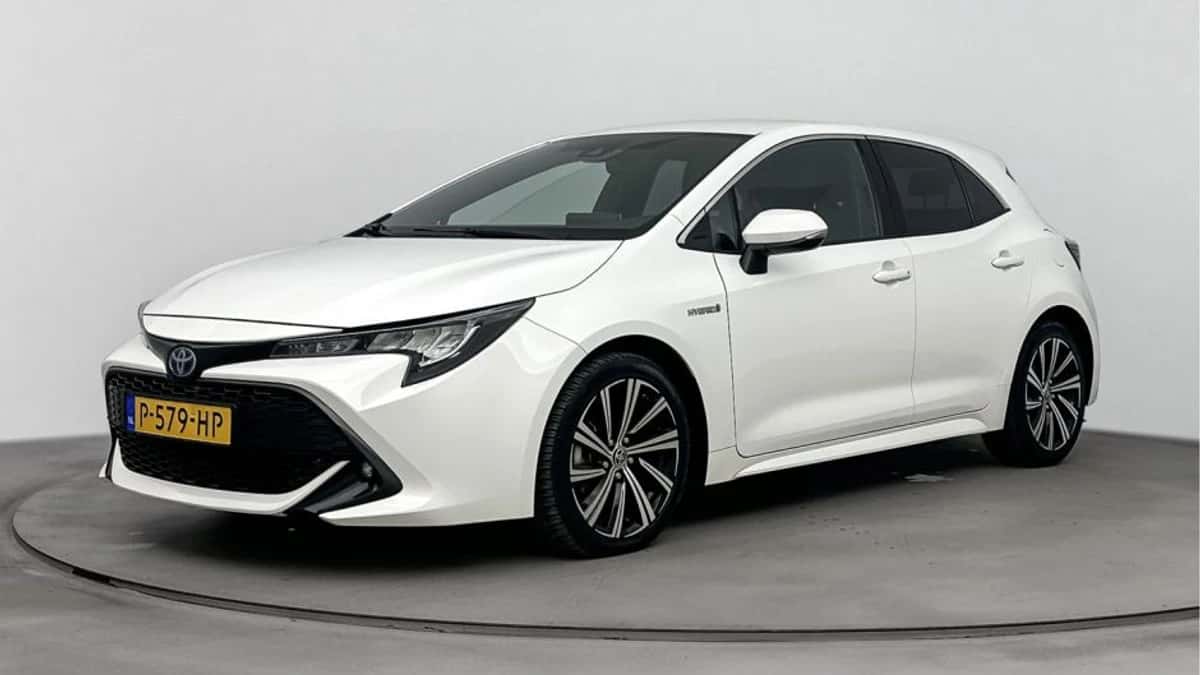 Toyota Corolla (2022) — foto 1