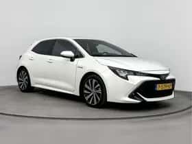 Toyota Corolla (2022) thumbnail 2