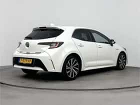 Toyota Corolla (2022) thumbnail 3
