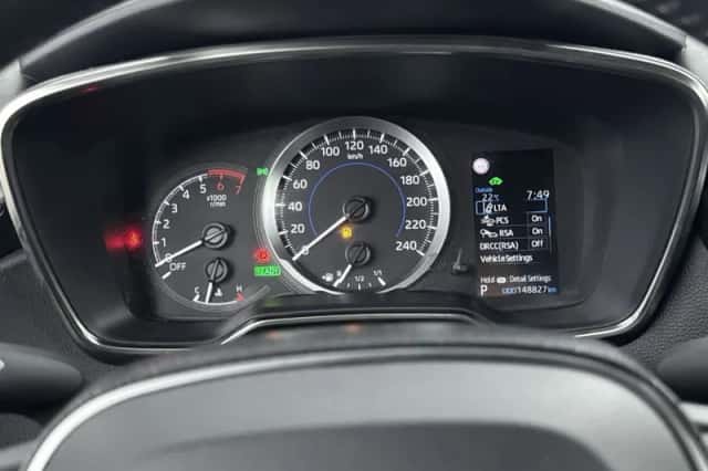 Toyota Corolla_Touring_Sports (2021) thumbnail 5