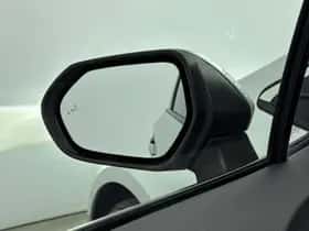 Toyota Corolla_Touring_Sports (2020) thumbnail 31