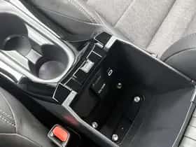 Toyota Corolla_Touring_Sports (2025) thumbnail 27