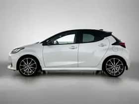 Toyota Yaris (2023) thumbnail 3