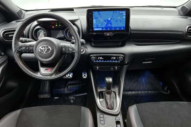 Toyota Yaris (2023) thumbnail 5
