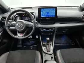 Toyota Yaris (2023) thumbnail 5