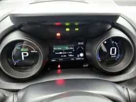 Toyota Yaris (2023) thumbnail 6
