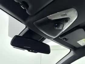 Toyota C-HR (2019) thumbnail 25