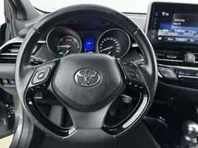 Toyota C-HR (2019) thumbnail 10