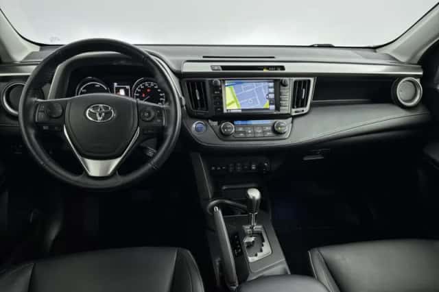 Toyota RAV4 (2018) thumbnail 4