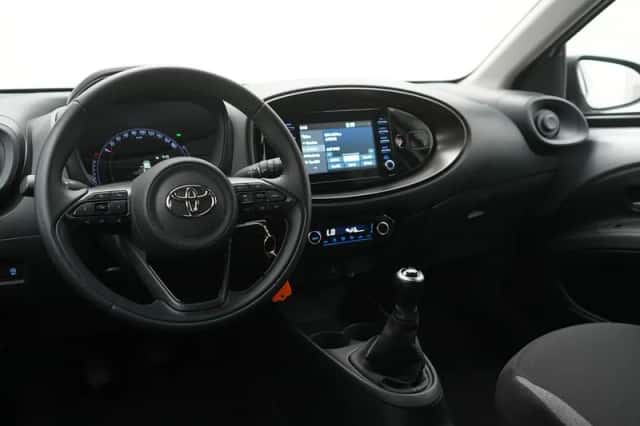 Toyota Aygo (2022) thumbnail 4
