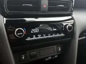 Toyota Yaris_Cross (2024) thumbnail 18