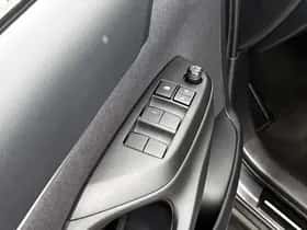 Toyota Yaris_Cross (2024) thumbnail 23