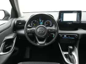 Toyota Yaris (2021) thumbnail 11