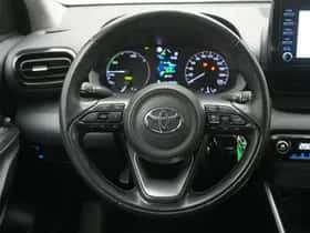 Toyota Yaris (2021) thumbnail 12