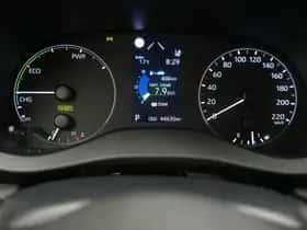 Toyota Yaris (2021) thumbnail 13