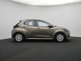 Toyota Yaris (2021) thumbnail 25
