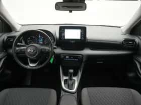 Toyota Yaris (2021) thumbnail 10
